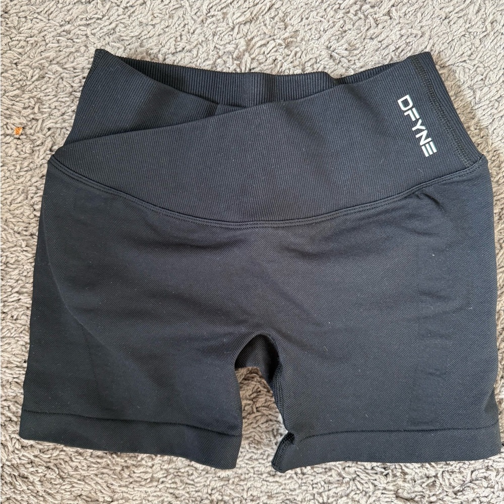 DFNE Black High-Waist Bike Shorts for Women